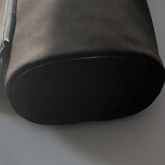 COS Paradigm Mini Tote Bag In Dark Brown Suede - Picture 3 of 8